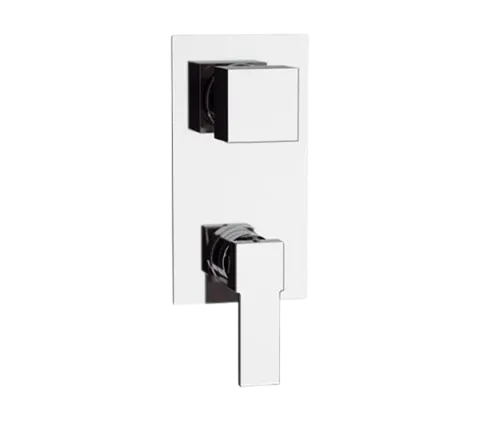 Смеситель для ванны/душа на 4 потока скрытый монтаж (скрытая часть в комплекте) Remer Q94, хром